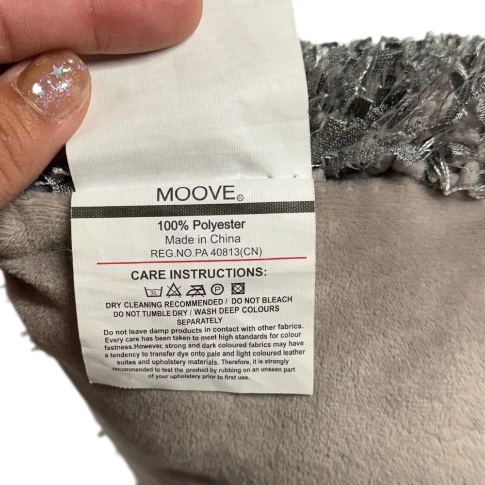 Moove Shag Throw Pillow Decorative Accent Pillow Soft Plush Gray WPP3‎